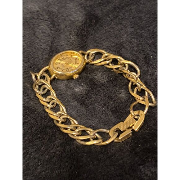 Vanity Fair by Gruen Chain Watch | Roman Numeral Dial | Gold-Tone - Picture 4 of 8